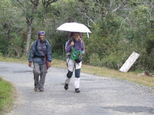 A solo 800 km walk across Sri Lanka to raise funds for lower limbs prostheses